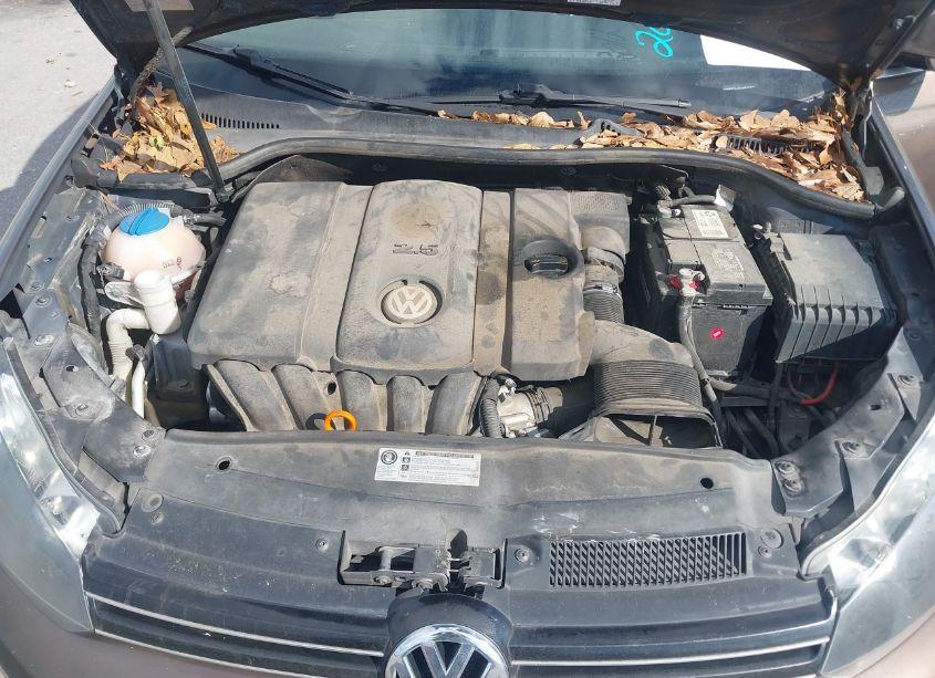 Photo 10 of 2012 Volkswagen Jetta SPORTWAGEN 2.5L SE (VIN 3VWPX7AJ3CM621872)