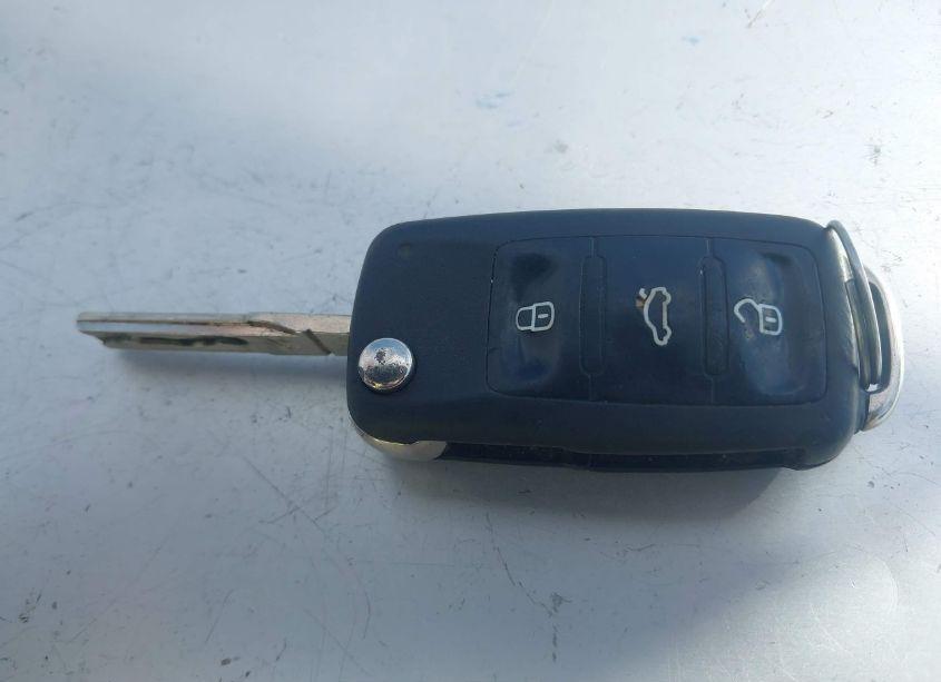 Photo 11 of 2012 Volkswagen Jetta SPORTWAGEN 2.5L SE (VIN 3VWPX7AJ3CM621872)