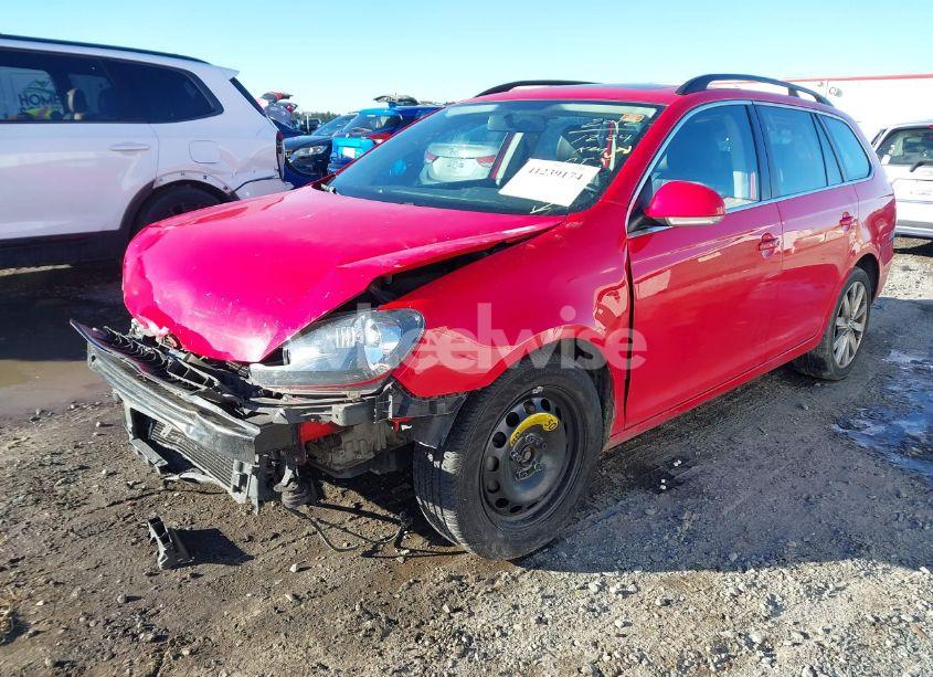 Photo 2 of 2012 Volkswagen Jetta SPORTWAGEN 2.5L SE (VIN 3VWPX7AJ3CM711958)