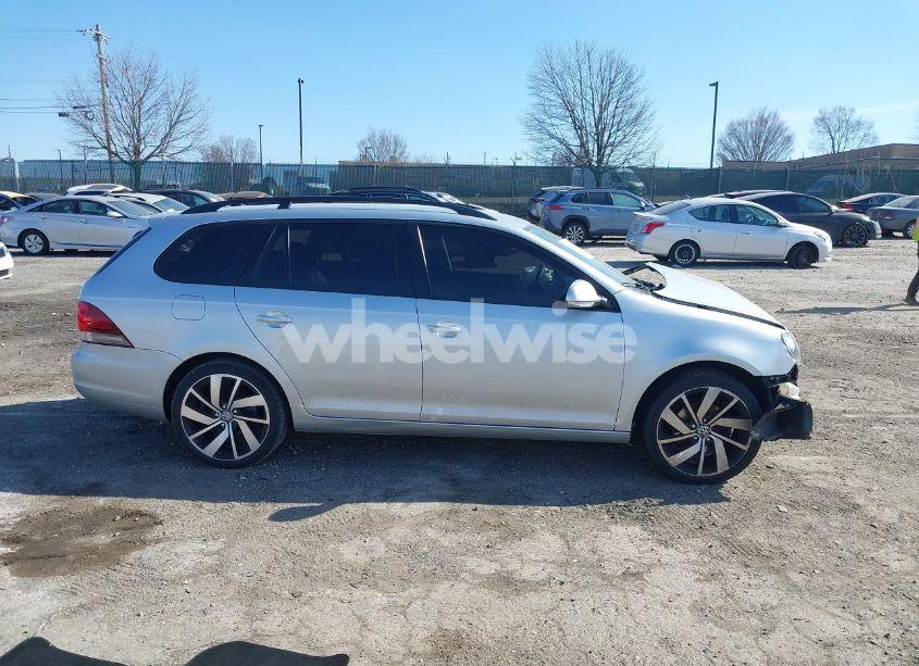 Photo 14 of 2011 Volkswagen Jetta SPORTWAGEN 2.5L S (VIN 3VWPZ7AJ0BM662534)