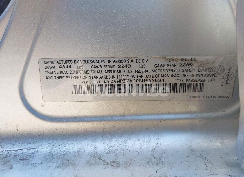 Photo 9 of 2011 Volkswagen Jetta SPORTWAGEN 2.5L S (VIN 3VWPZ7AJ0BM662534)