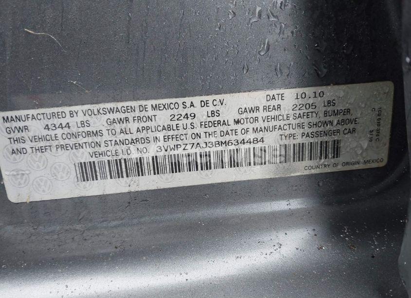 Photo 9 of 2011 Volkswagen Jetta SPORTWAGEN 2.5L S (VIN 3VWPZ7AJ3BM634484)
