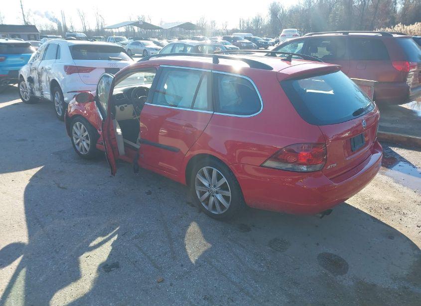 Photo 3 of 2011 Volkswagen Jetta SPORTWAGEN 2.5L SE (VIN 3VWPZ7AJ5BM685162)