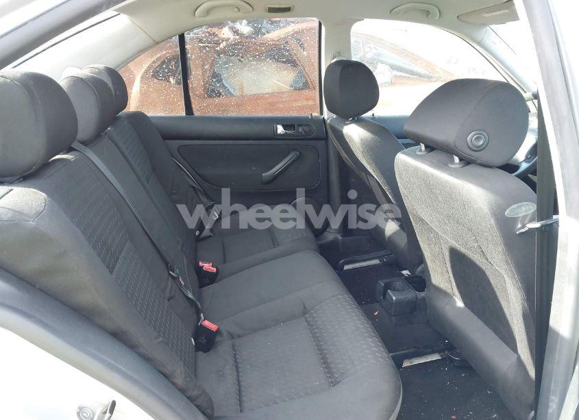 Photo 8 of 2004 Volkswagen Jetta GL (VIN 3VWRA69M14M132164)