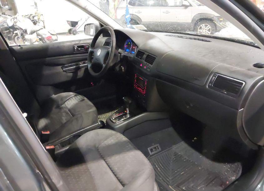 Photo 5 of 2004 Volkswagen Jetta GL (VIN 3VWRA69M34M034723)