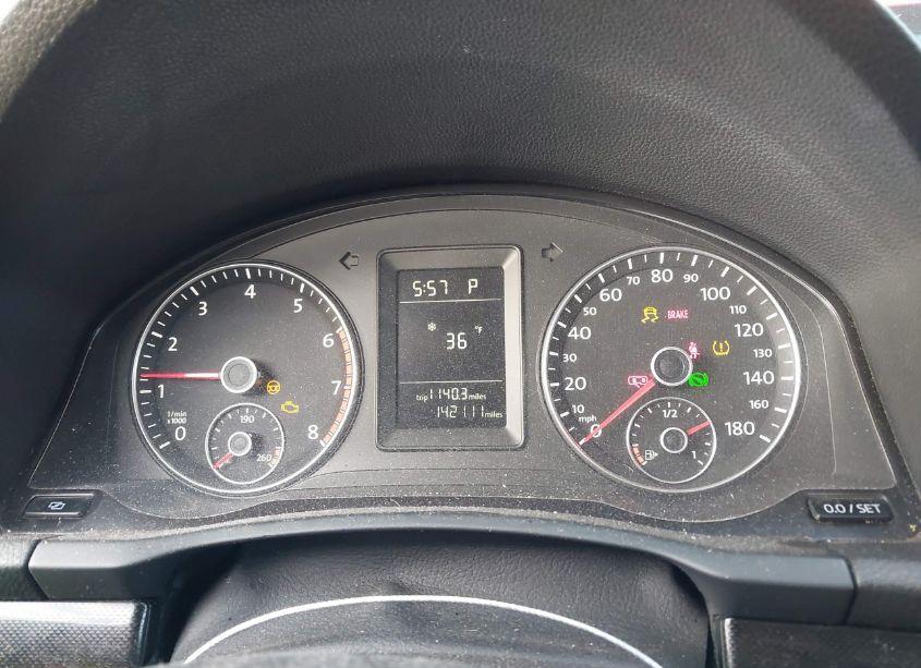 Photo 7 of 2010 Volkswagen Jetta WOLFSBURG EDITION (VIN 3VWRA7AJ8AM027253)