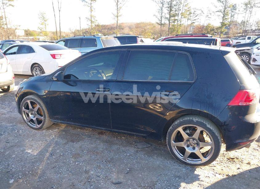 Photo 14 of 2015 Volkswagen Golf TDI S 4-DOOR (VIN 3VWRA7AU0FM036658)