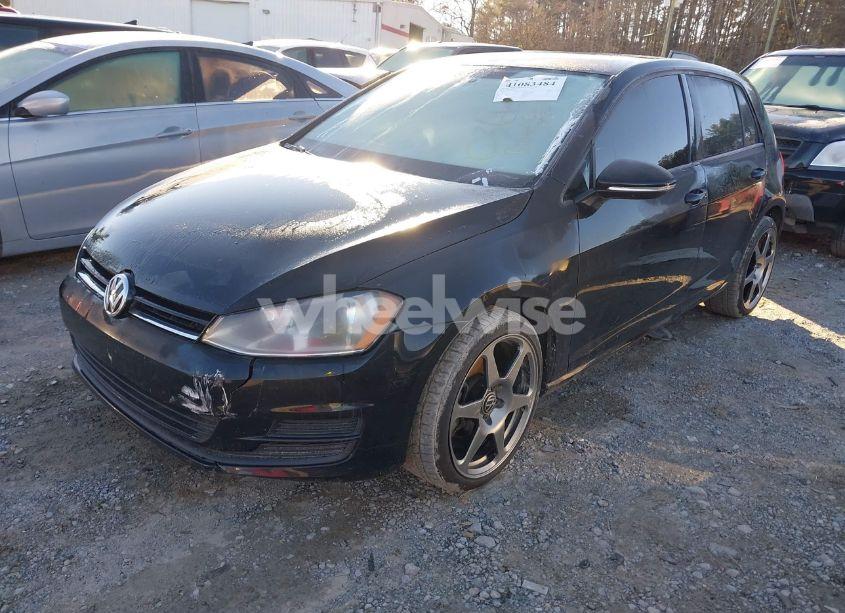 Photo 2 of 2015 Volkswagen Golf TDI S 4-DOOR (VIN 3VWRA7AU0FM036658)