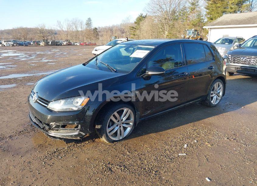 Photo 2 of 2015 Volkswagen Golf TDI SEL 4-DOOR (VIN 3VWRA7AU0FM038815)