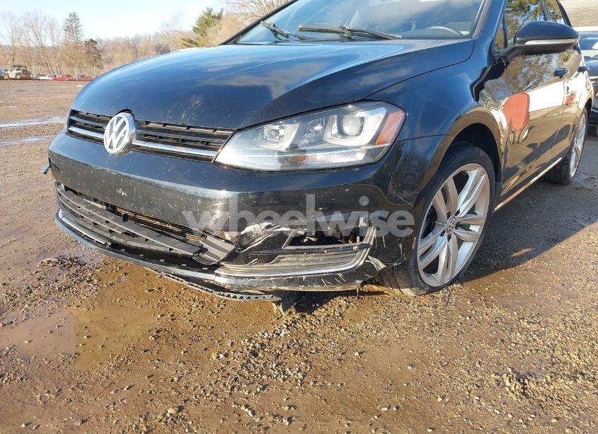 Photo 6 of 2015 Volkswagen Golf TDI SEL 4-DOOR (VIN 3VWRA7AU0FM038815)