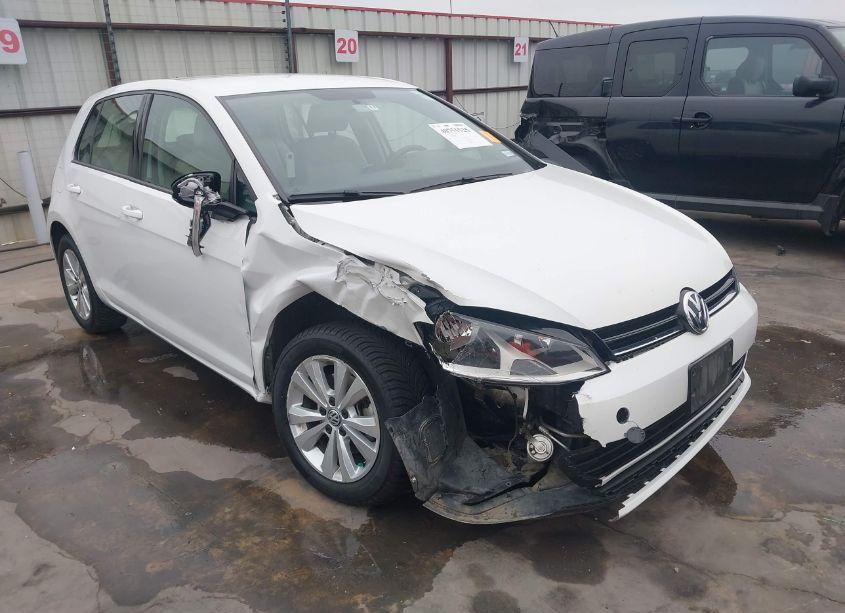 2015 Volkswagen Golf TDI S 4-DOOR (VIN 3VWRA7AU3FM040669) main photo