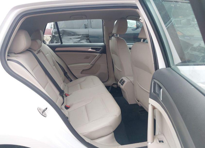 Photo 8 of 2015 Volkswagen Golf TDI S 4-DOOR (VIN 3VWRA7AU3FM040669)