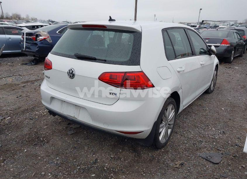 Photo 4 of 2015 Volkswagen Golf TDI SE 4-DOOR (VIN 3VWRA7AU5FM039121)