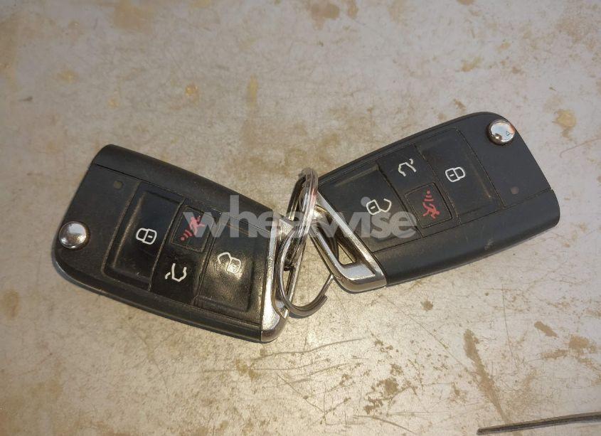 Photo 11 of 2015 Volkswagen Golf TDI SEL 4-DOOR (VIN 3VWRA7AU9FM060697)