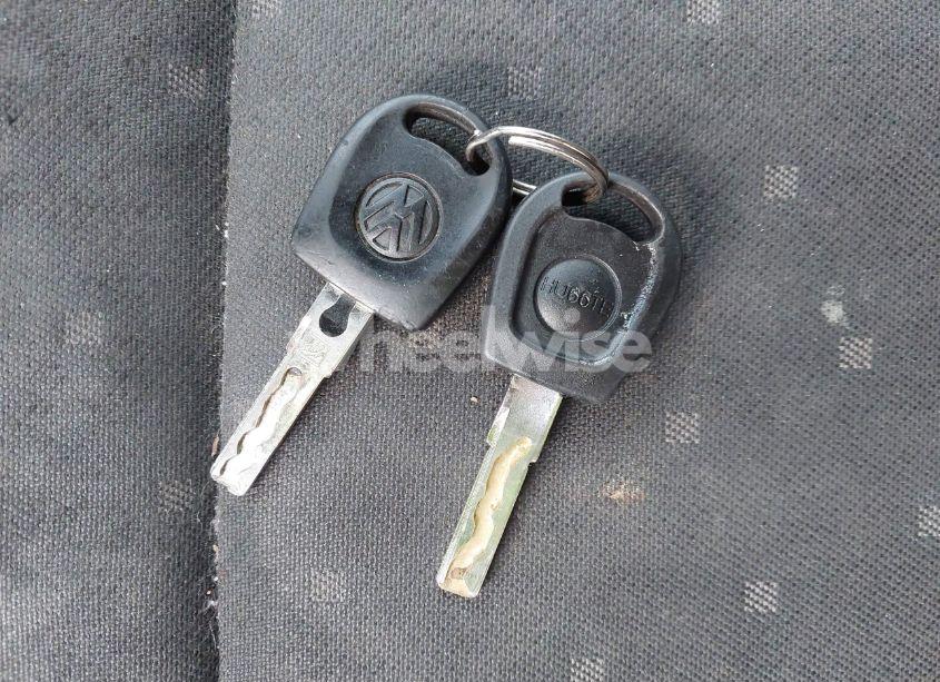 Photo 11 of 1999 Volkswagen Jetta GL (VIN 3VWRC29M7XM043481)