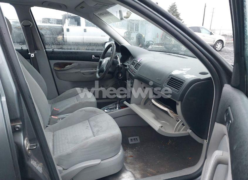 Photo 5 of 2004 Volkswagen Jetta GL 1.8T (VIN 3VWRE69M74M021977)