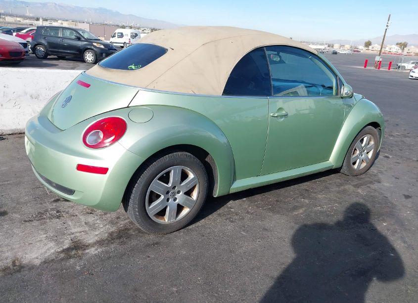 Photo 4 of 2007 Volkswagen New BEETLE 2.5 (VIN 3VWRF31Y17M403971)