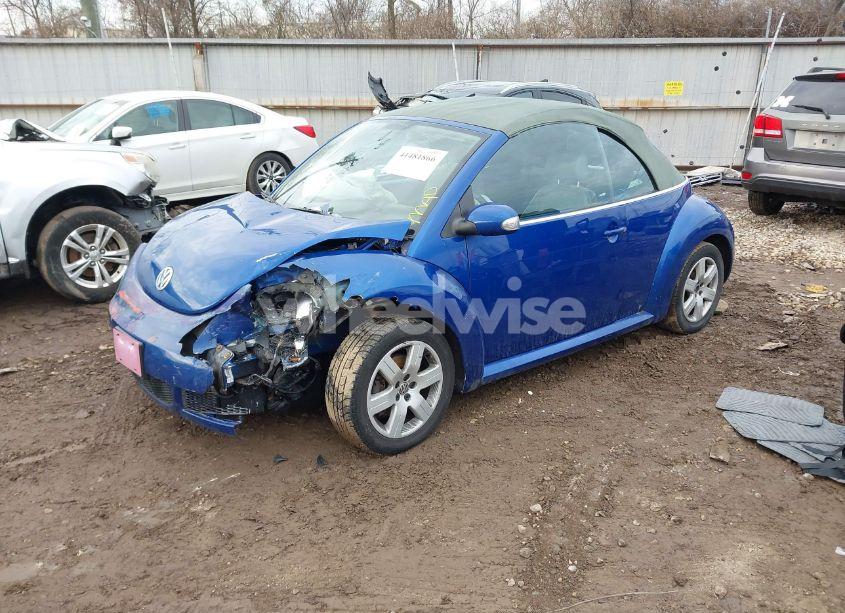 Photo 2 of 2007 Volkswagen New BEETLE 2.5 (VIN 3VWRF31Y17M408846)