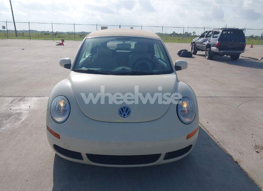 Photo 6 of 2008 Volkswagen New BEETLE SE (VIN 3VWRF31Y28M408257)
