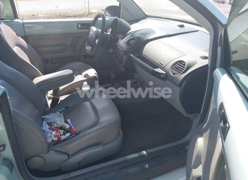 Photo 5 of 2006 Volkswagen New BEETLE 2.5 (VIN 3VWRF31Y36M319679)