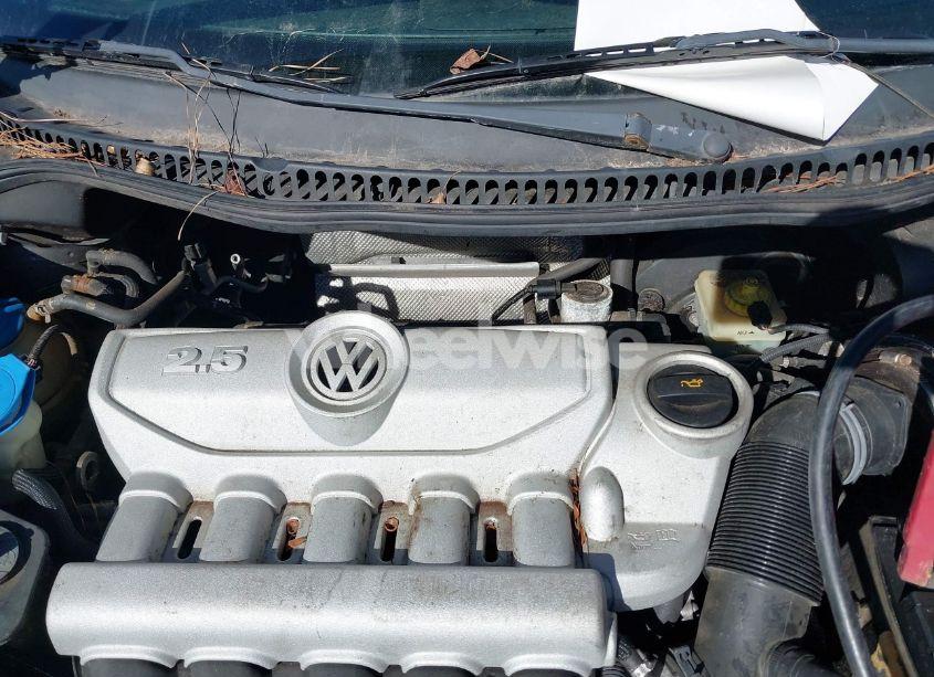 Photo 10 of 2006 Volkswagen New BEETLE 2.5 (VIN 3VWRF31Y46M325300)