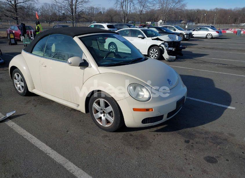 2007 Volkswagen New BEETLE 2.5 (VIN 3VWRF31Y47M404273) main photo