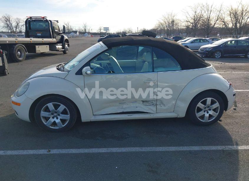 Photo 6 of 2007 Volkswagen New BEETLE 2.5 (VIN 3VWRF31Y47M404273)