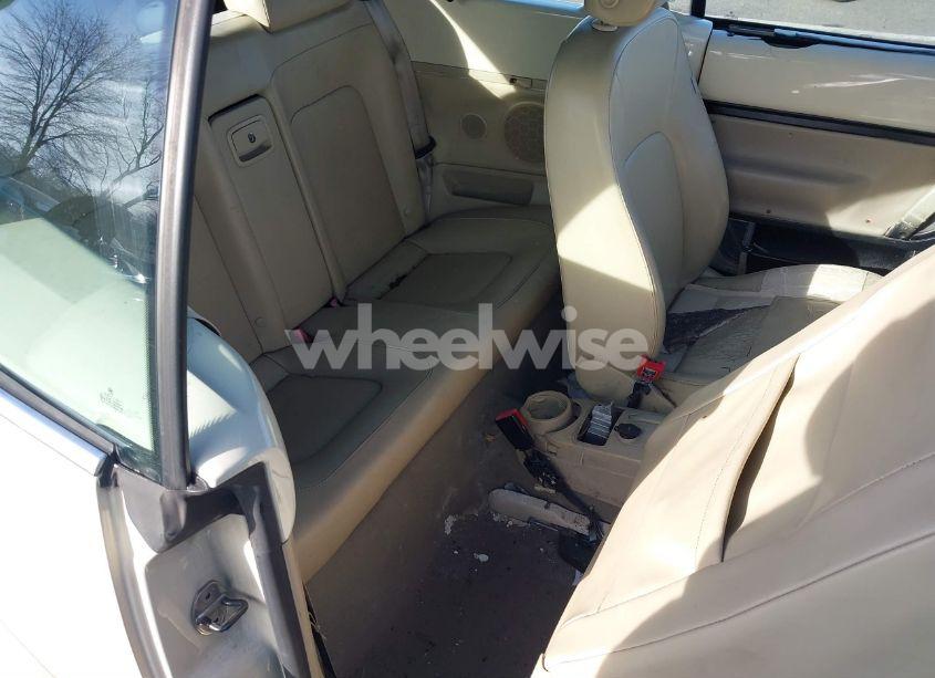 Photo 8 of 2007 Volkswagen New BEETLE 2.5 (VIN 3VWRF31Y47M404273)