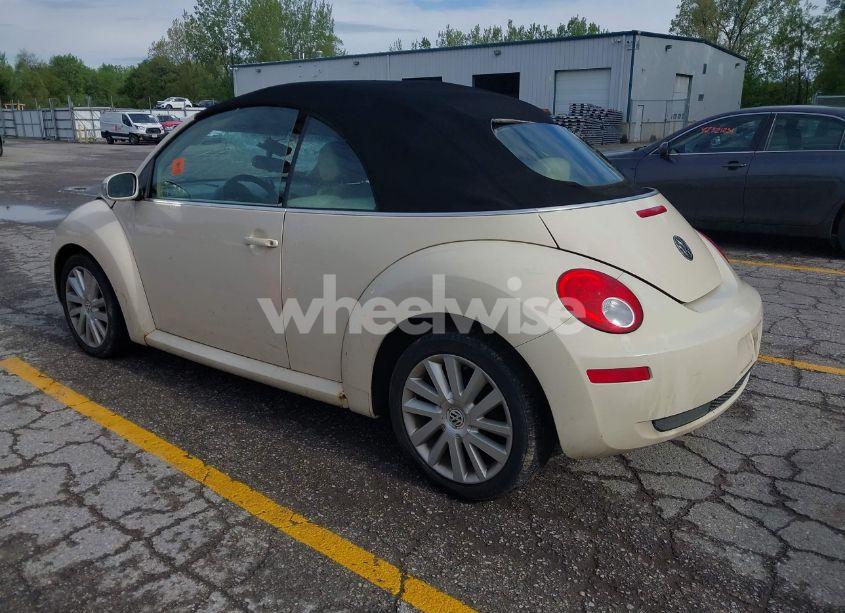 Photo 3 of 2009 Volkswagen New BEETLE 2.5L (VIN 3VWRF31Y49M400081)