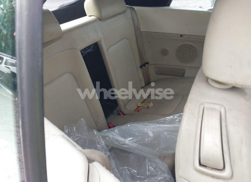 Photo 8 of 2009 Volkswagen New BEETLE 2.5L (VIN 3VWRF31Y49M400081)