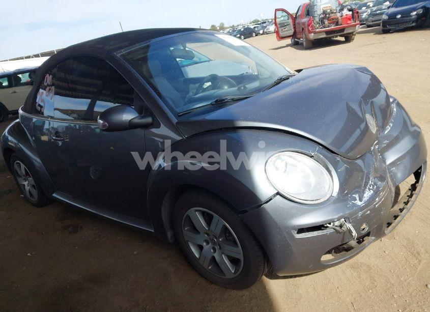 2006 Volkswagen New BEETLE 2.5 (VIN 3VWRF31Y56M327282) main photo