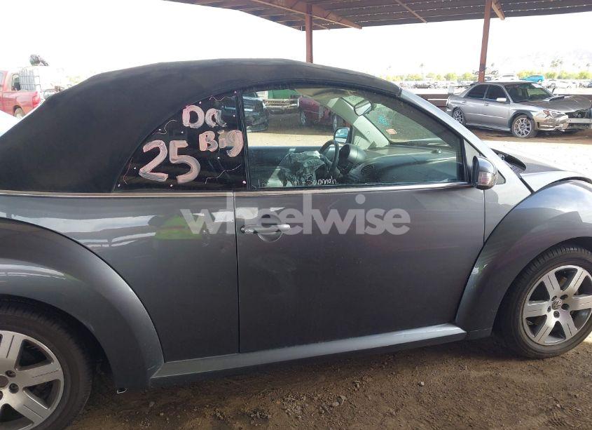 Photo 14 of 2006 Volkswagen New BEETLE 2.5 (VIN 3VWRF31Y56M327282)