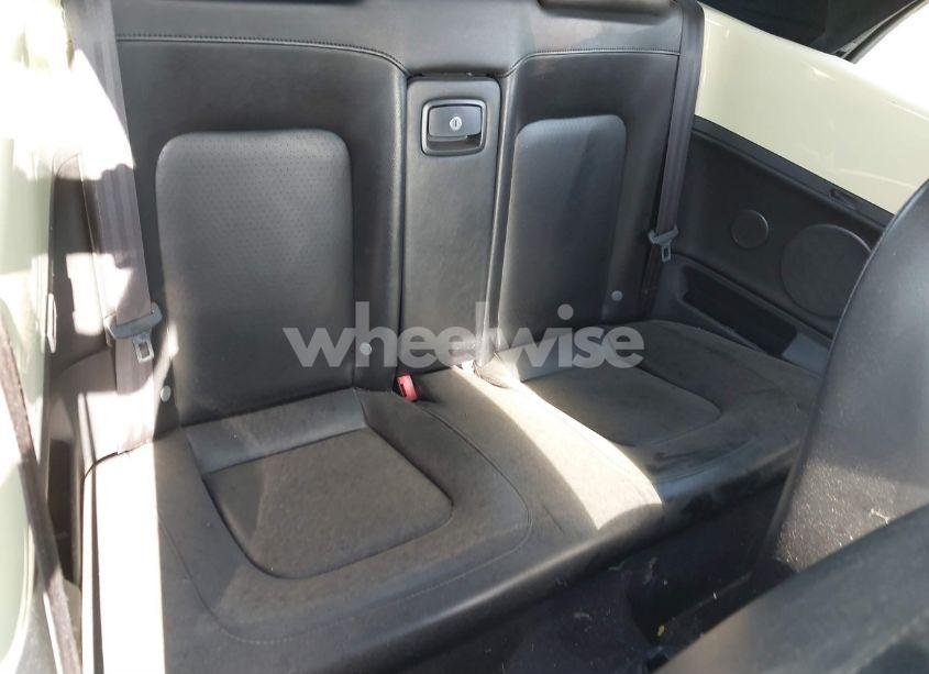 Photo 8 of 2006 Volkswagen New BEETLE 2.5 (VIN 3VWRF31Y66M331955)