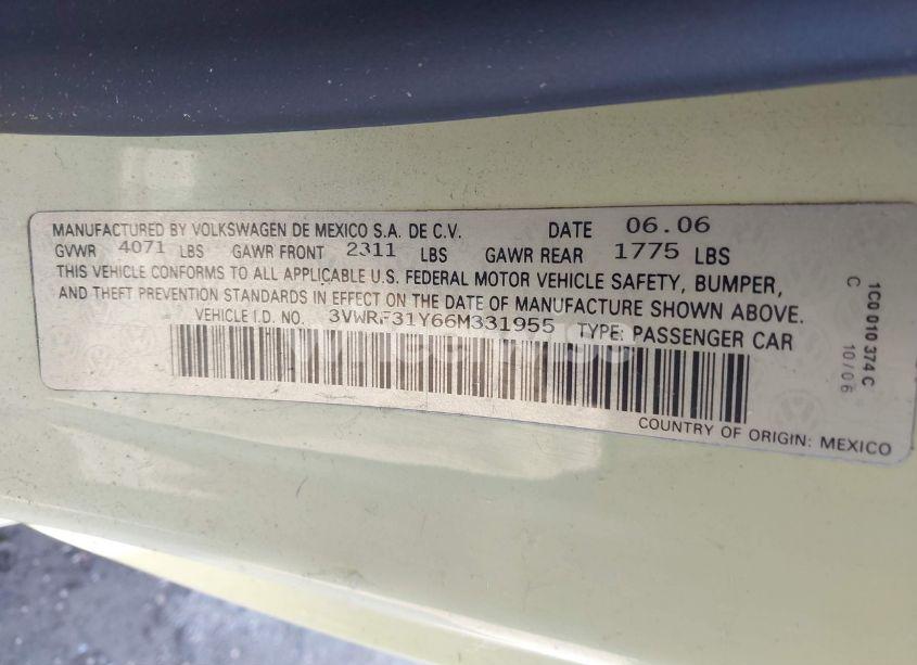 Photo 9 of 2006 Volkswagen New BEETLE 2.5 (VIN 3VWRF31Y66M331955)