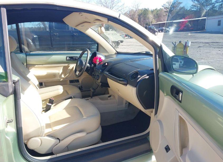 Photo 5 of 2007 Volkswagen New BEETLE 2.5 (VIN 3VWRF31Y67M418112)