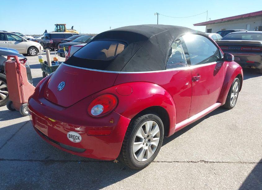 Photo 4 of 2009 Volkswagen New BEETLE 2.5L (VIN 3VWRF31Y69M408702)