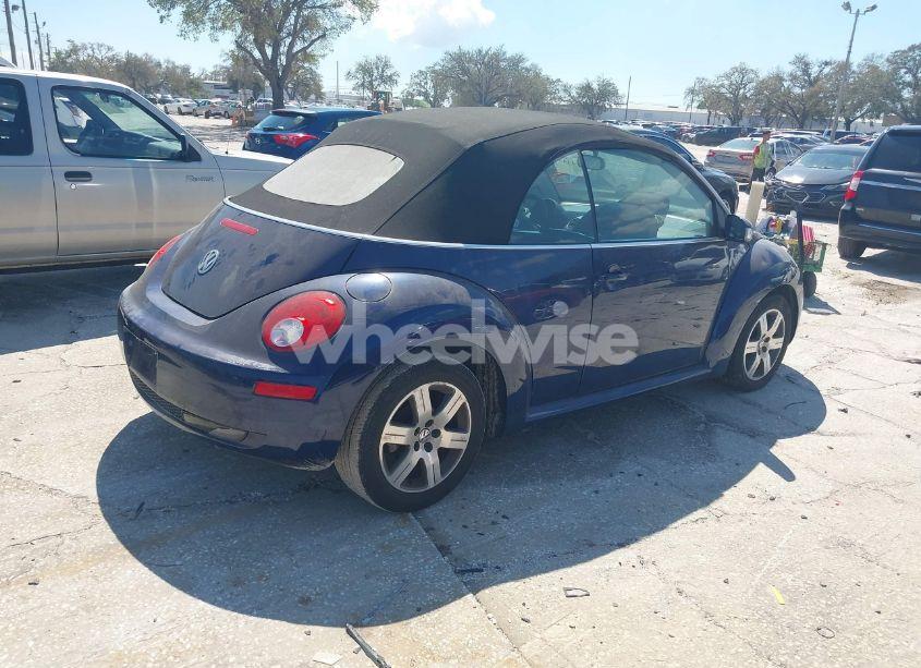 Photo 4 of 2006 Volkswagen New BEETLE 2.5 (VIN 3VWRF31Y86M317443)