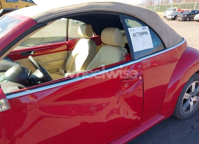 Photo 6 of 2006 Volkswagen New BEETLE 2.5 (VIN 3VWRF31Y86M322366)