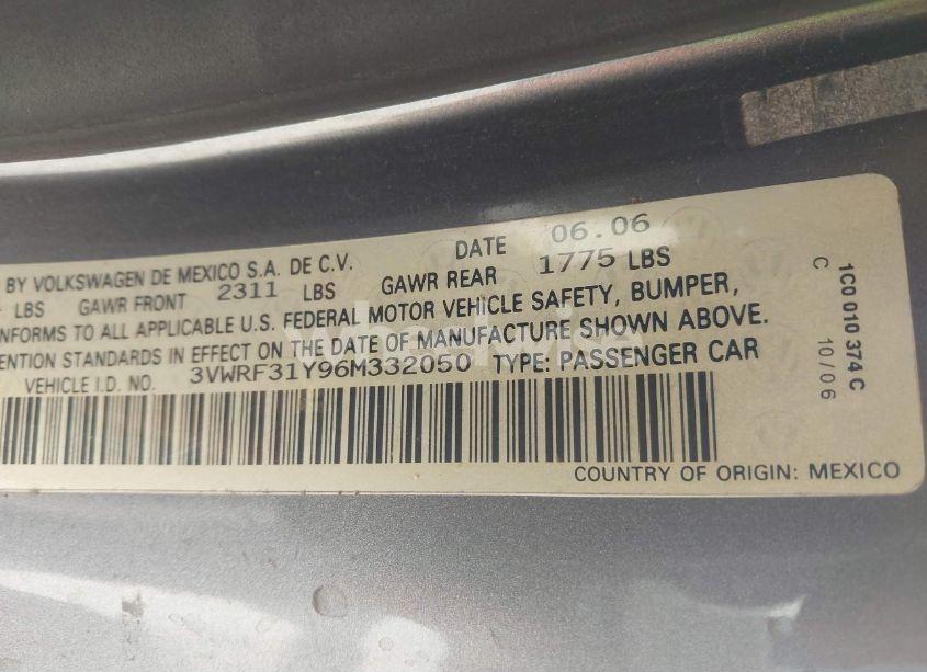 Photo 9 of 2006 Volkswagen New BEETLE 2.5 (VIN 3VWRF31Y96M332050)