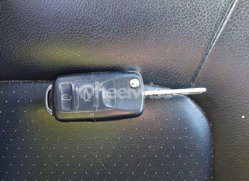 Photo 11 of 2008 Volkswagen New BEETLE SE (VIN 3VWRF31Y98M406702)