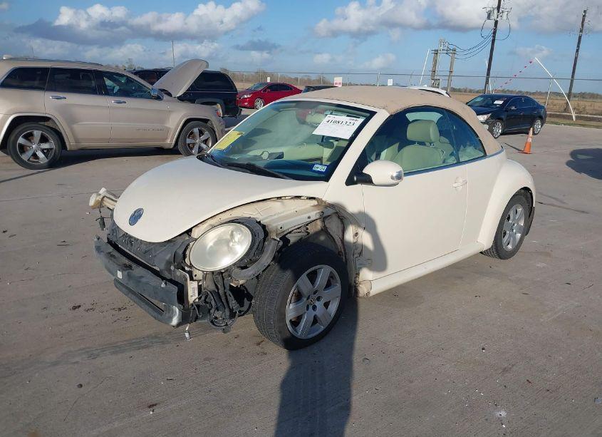 Photo 2 of 2007 Volkswagen New BEETLE 2.5 (VIN 3VWRF31YX7M418453)