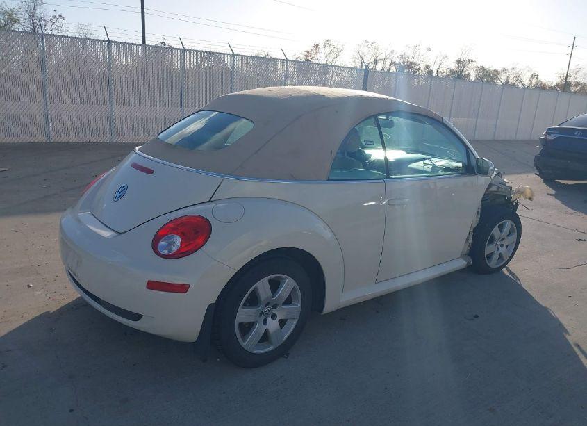 Photo 4 of 2007 Volkswagen New BEETLE 2.5 (VIN 3VWRF31YX7M418453)