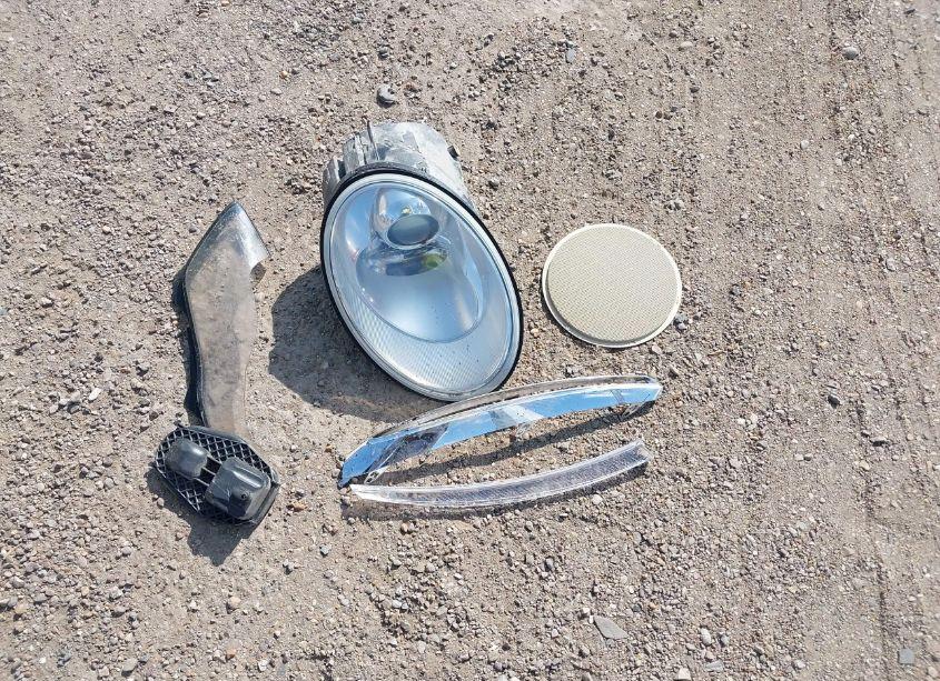 Photo 12 of 2008 Volkswagen New BEETLE SE (VIN 3VWRF31YX8M402299)