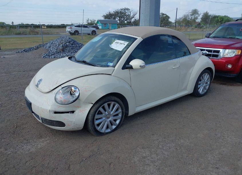Photo 2 of 2008 Volkswagen New BEETLE SE (VIN 3VWRF31YX8M402299)