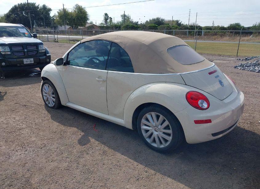 Photo 3 of 2008 Volkswagen New BEETLE SE (VIN 3VWRF31YX8M402299)