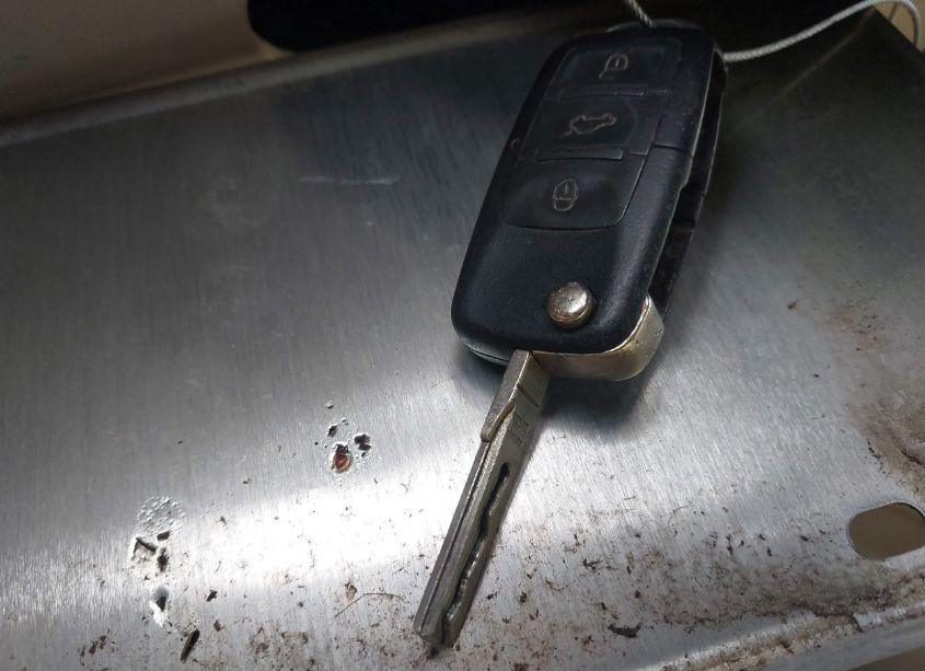 Photo 11 of 2009 Volkswagen New BEETLE 2.5L (VIN 3VWRF31YX9M406550)