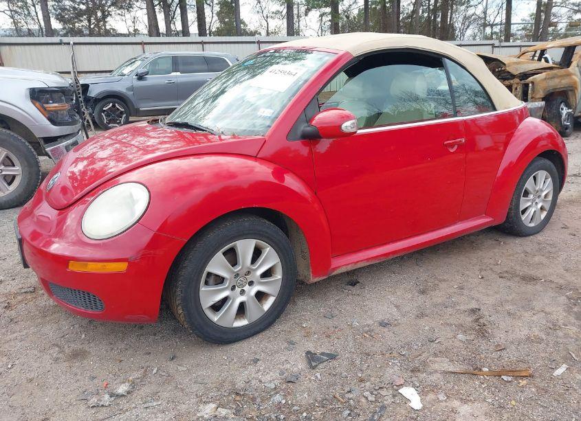 Photo 2 of 2009 Volkswagen New BEETLE 2.5L (VIN 3VWRF31YX9M406550)