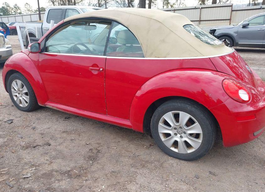 Photo 3 of 2009 Volkswagen New BEETLE 2.5L (VIN 3VWRF31YX9M406550)