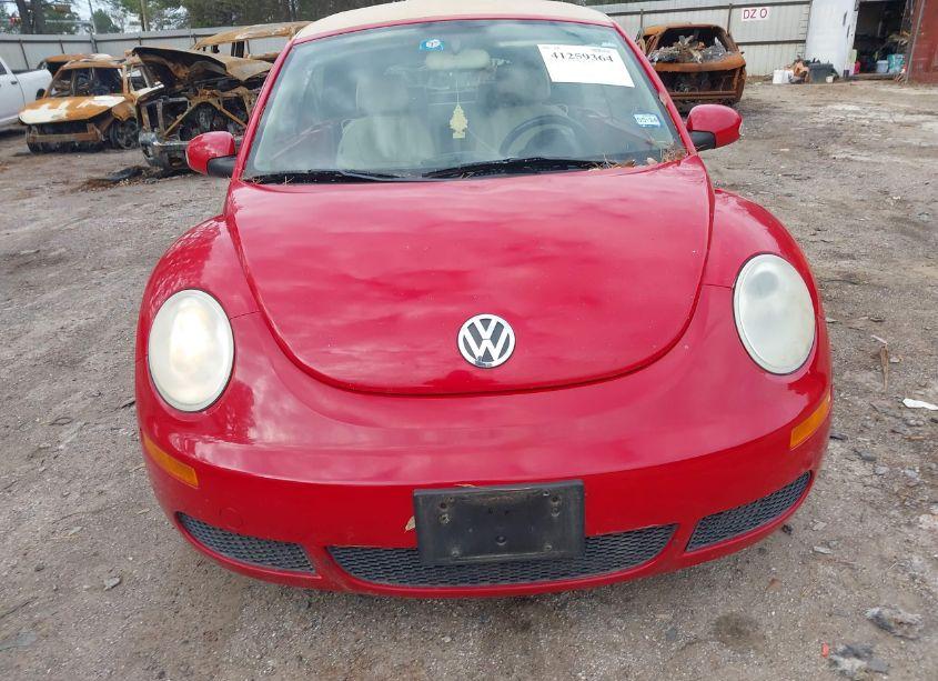 Photo 6 of 2009 Volkswagen New BEETLE 2.5L (VIN 3VWRF31YX9M406550)