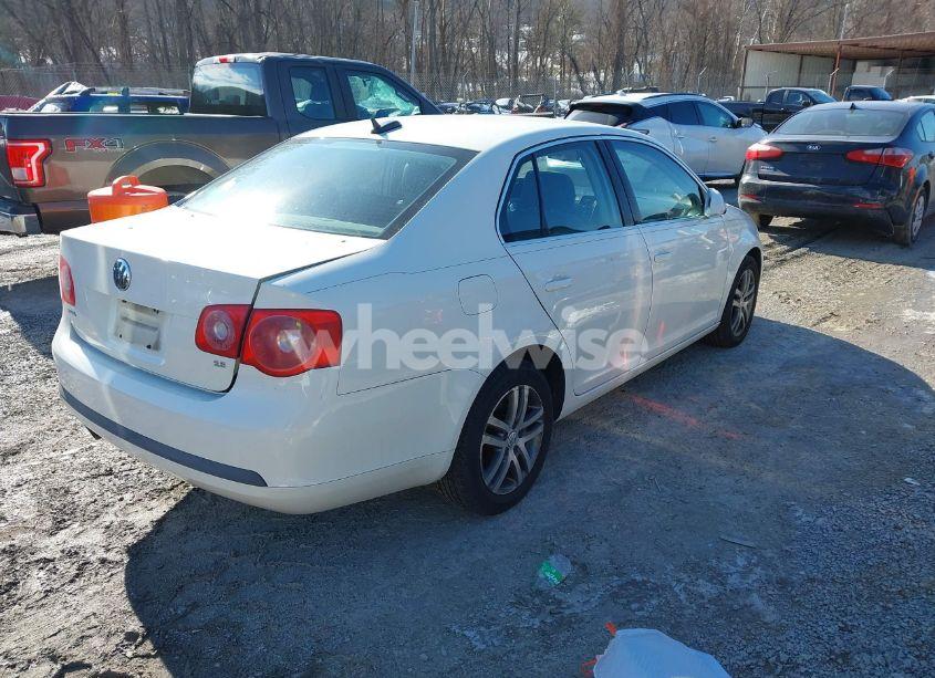 Photo 4 of 2006 Volkswagen Jetta 2.5 (VIN 3VWRF71K16M676832)